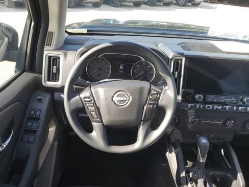 New 2026 Nissan Frontier SV w/ Tow Package AWD/4WD image 8