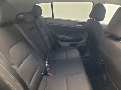 Used 2017 Kia Sportage LX FWD image 19