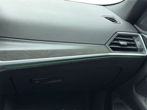 Used 2024 BMW 430i Convertible image 33