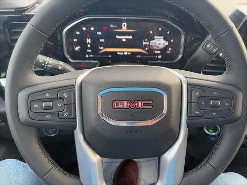 New 2026 GMC Sierra 1500 Elevation image 21