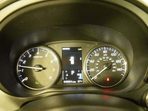 Used 2020 Mitsubishi Outlander LE image 19