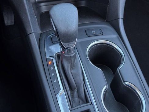 Used 2024 Chevrolet Equinox LT image 21