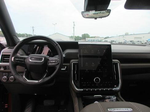 New 2026 GMC Yukon Denali Ultimate AWD/4WD image 16