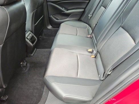 Used 2022 Honda Accord Sport image 8