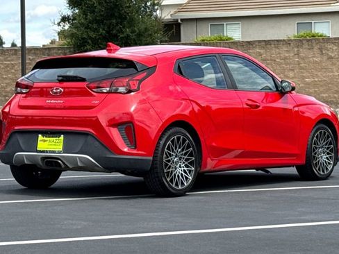 Used 2019 Hyundai Veloster 2.0 FWD image 11