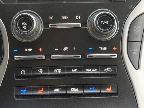 Used 2018 Lincoln MKX Reserve w/ Driver Assistance Package image 28