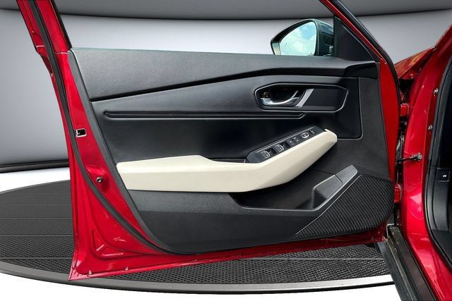 Certified 2025 Honda Accord SE image 22