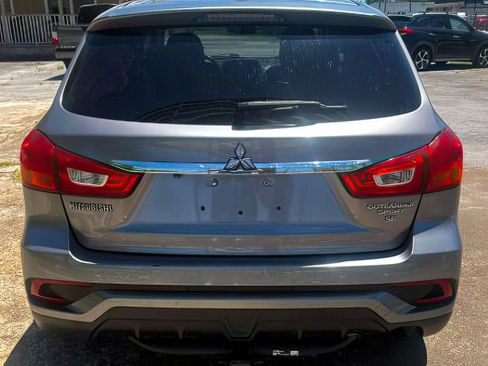 Used 2018 Mitsubishi Outlander Sport SE image 4