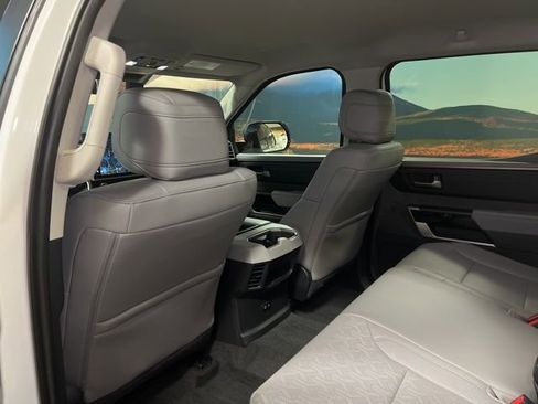 Used 2024 Toyota Tundra Limited image 61