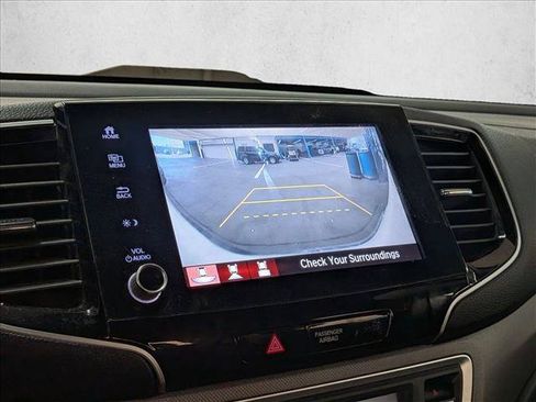 Used 2022 Honda Ridgeline Sport image 12