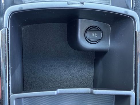 Used 2019 Kia Sorento SX w/ SX Touring Package image 35