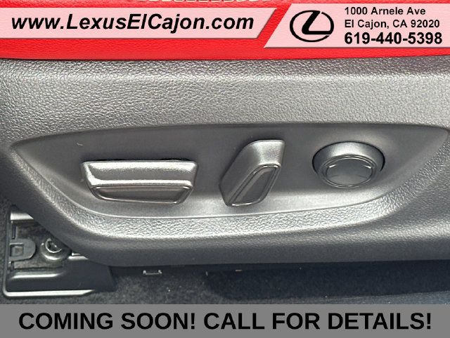 Used 2020 Toyota Camry XSE w/ Blackout Package FWD image 11