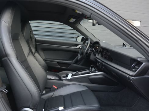 Certified 2020 Porsche 911 Carrera S RWD image 24