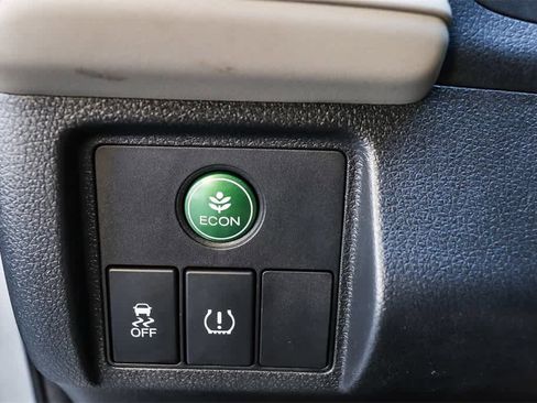 Used 2017 Honda HR-V EX-L image 21