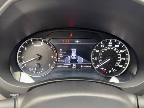 Used 2024 INFINITI QX50 Luxe image 58