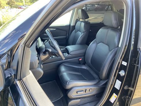 Used 2024 Honda Pilot EX-L image 18