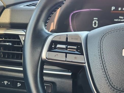 Used 2025 Kia Telluride S image 28