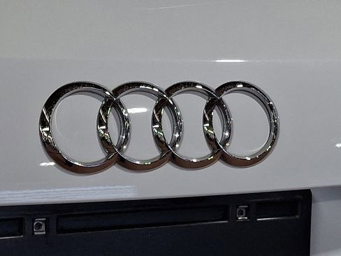 Used 2019 Audi Q3 2.0T Premium Plus w/ Premium Plus Package image 30