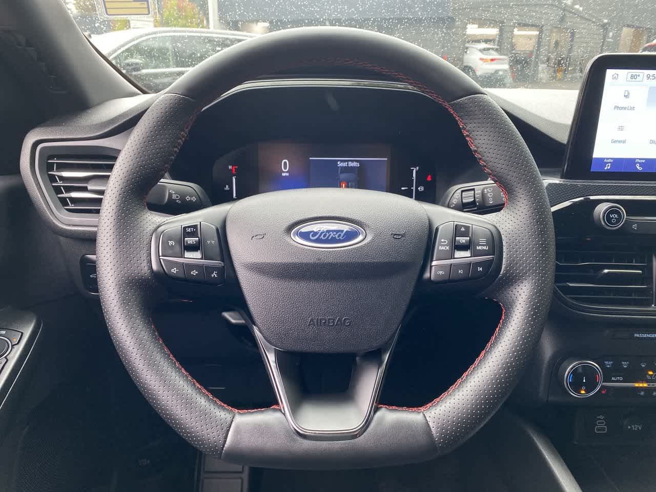 Used 2025 Ford Escape ST-Line Select AWD/4WD image 18