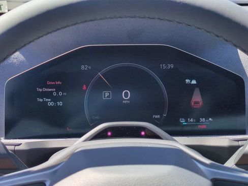 New 2026 Lexus ES 350e FWD image 16