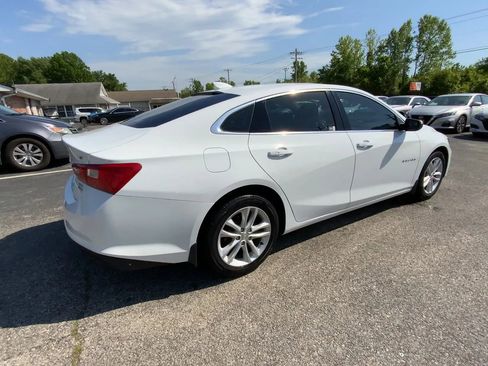 Used 2018 Chevrolet Malibu LT FWD image 8