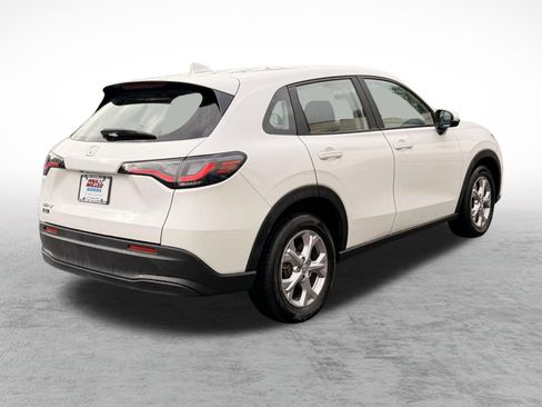 Certified 2024 Honda HR-V LX image 6