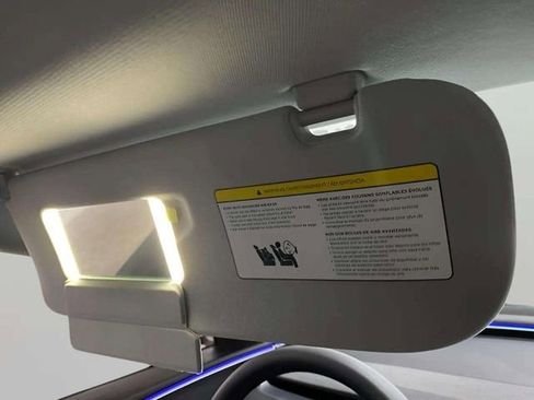 Used 2025 Tesla Model 3 Long Range image 60