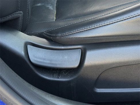 Used 2021 Hyundai Elantra Limited image 30