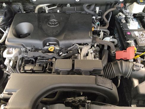 Used 2020 Toyota RAV4 XLE w/ XLE Grade Weather Package image 30