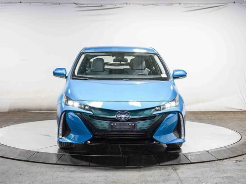 Used 2017 Toyota Prius Prime Plus w/ Carpet Mat Package FWD image 7
