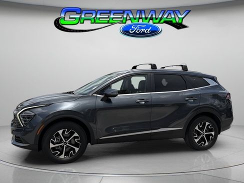 Used 2024 Kia Sportage EX AWD/4WD image 1
