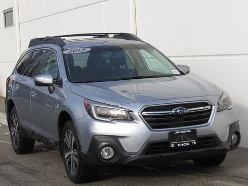 Used 2018 Subaru Outback 2.5i Limited w/ Popular Package #2 image 2