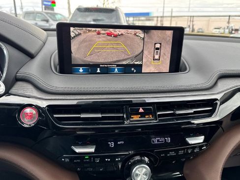 Used 2022 Acura MDX SH-AWD w/ Advance Package image 22