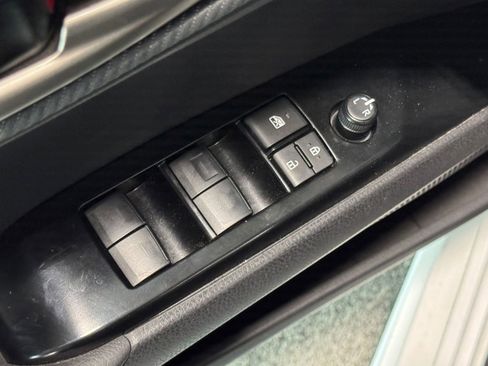 Used 2025 Toyota Camry SE FWD image 32