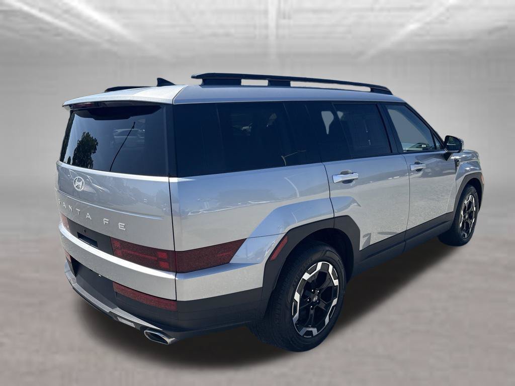 Used 2024 Hyundai Santa Fe SEL FWD image 5