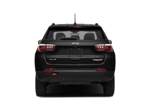 Used 2019 Jeep Compass Trailhawk w/ Leather Interior Group AWD/4WD image 8