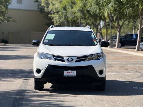 Used 2013 Toyota RAV4 LE AWD/4WD image 6