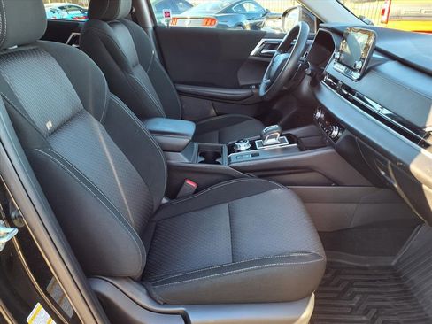 Used 2024 Mitsubishi Outlander ES image 13
