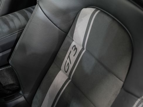 Used 2018 Porsche 911 GT3 image 37
