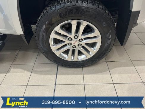 Used 2017 GMC Canyon SLT w/ Driver Alert Package image 25