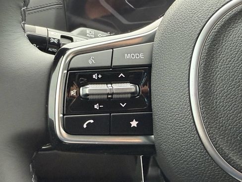 New 2026 Kia Carnival SX w/ SX Dark Edition Package FWD image 30