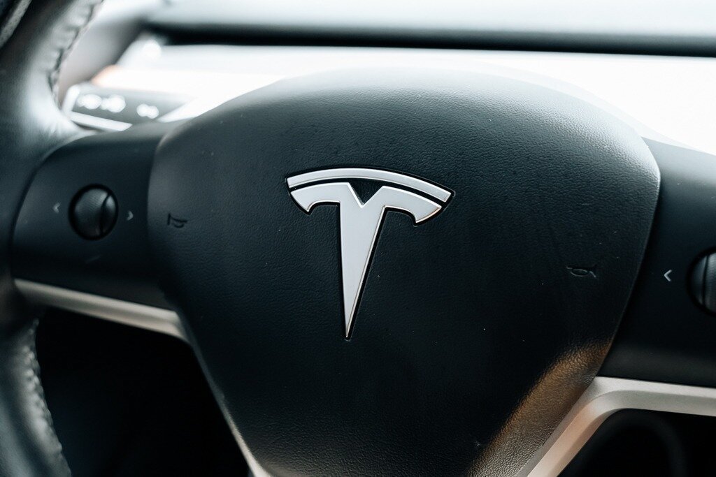 Used 2019 Tesla Model 3 Long Range AWD/4WD image 26
