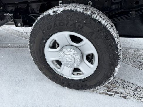 Used 2024 RAM 3500 Tradesman image 28