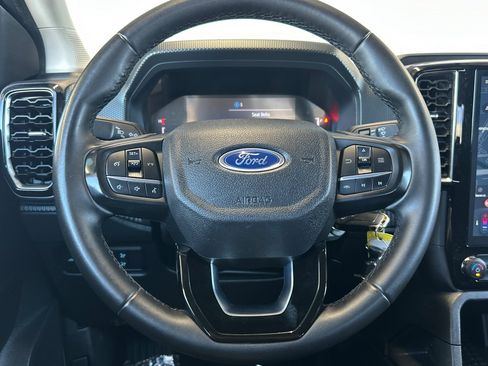 Used 2025 Ford Ranger XLT w/ FX4 Off-Road Package AWD/4WD image 21