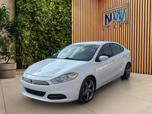 Used 2013 Dodge Dart SXT FWD image 3