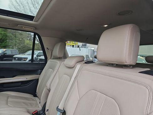 Used 2024 Ford Expedition Max Limited image 15