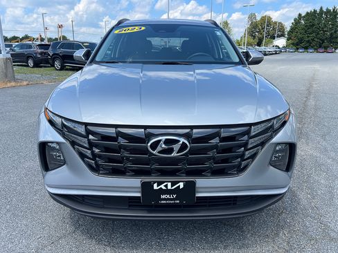Used 2023 Hyundai Tucson SEL FWD image 12