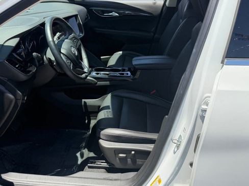 Used 2023 Buick Envision Essence FWD image 13