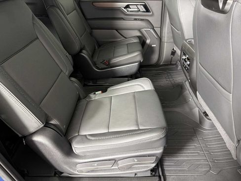 New 2026 GMC Yukon XL Denali w/ Denali Reserve Package AWD/4WD image 14