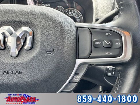 Used 2024 RAM 2500 Big Horn AWD/4WD image 28